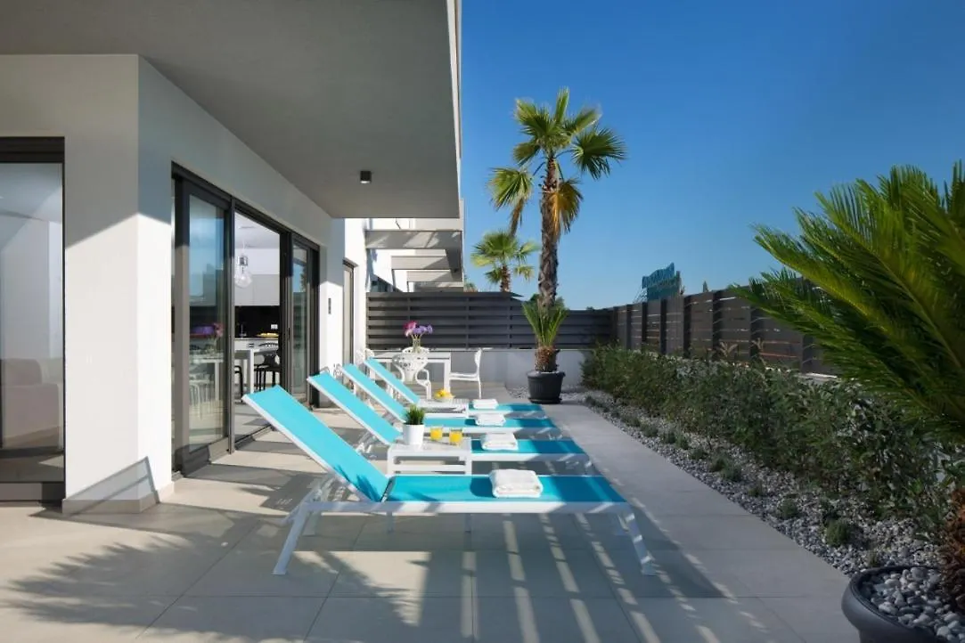 Villa Fasana - Penthouse Apartments With Jacuzzi Fazana Croatia