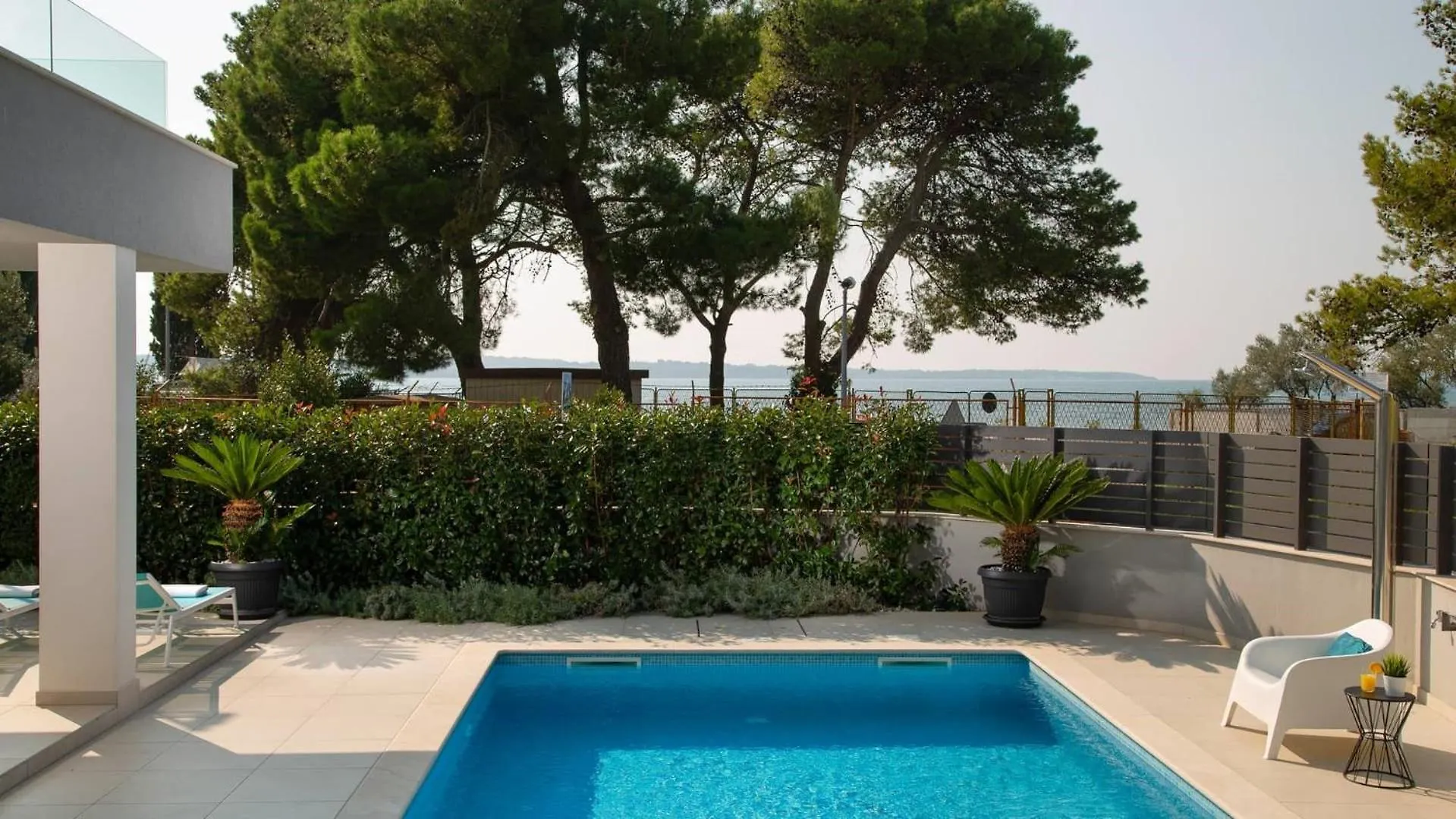 Villa Fasana - Penthouse Apartments With Jacuzzi Fazana